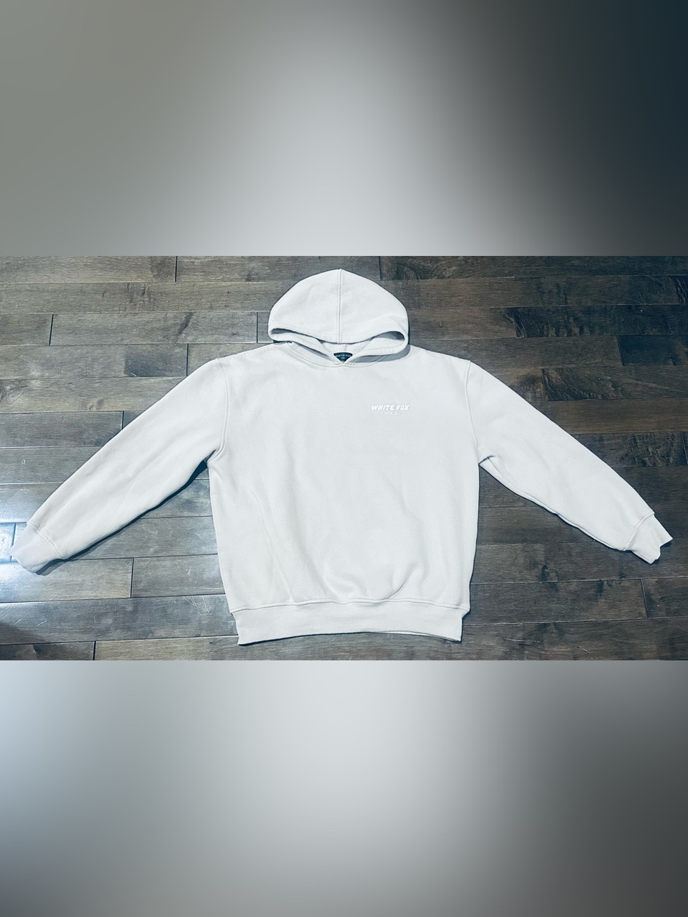 Like New Women’s Sz S/M Cream/White White Fox Volume 3 Hoodie